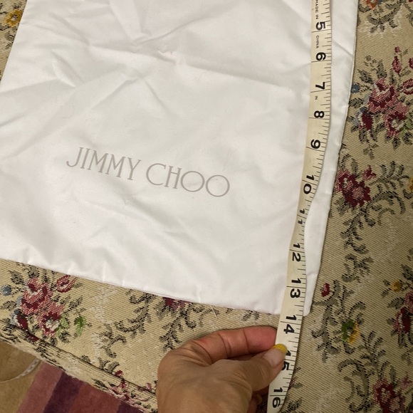 Dust bag JIMMY CHOO , authentic, 10 inches and 14 inches. Perfect condition. - Picture 5 of 6
